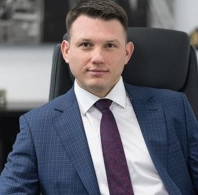 Sławomir Mentzen – metryka [wiek, wzrost, żona i dzieci, pochodzenie, rodzina, życiorys]